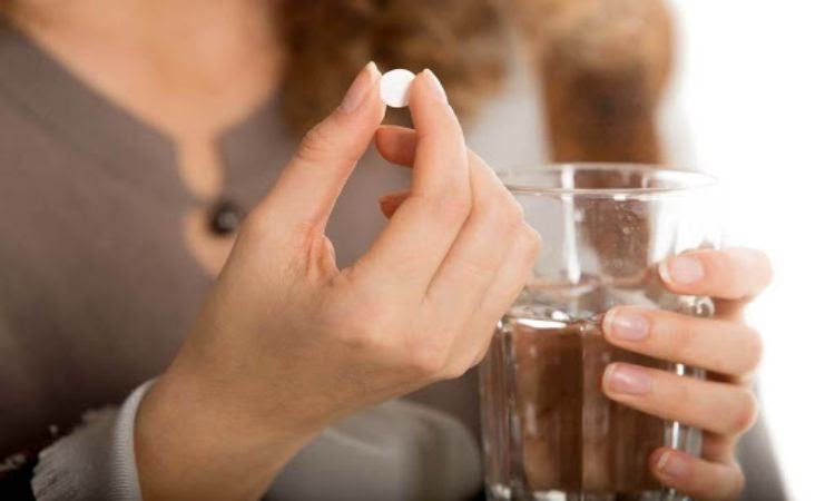 Nằm mơ thấy uống thuốc tây Nằm mơ thấy uống thuốc tây