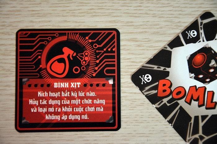 Thẻ bình xịt có chức năng như thế nào khi chơi xí ngầu nổ Thẻ bình xịt có chức năng như thế nào khi chơi xí ngầu nổ