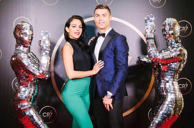 Bạn gái Ronaldo đồng hành cùng anh trong nhiều sự kiện lớn nhỏ Bạn gái Ronaldo đồng hành cùng anh trong nhiều sự kiện lớn nhỏ