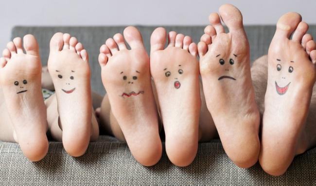 Nằm mơ thấy bàn chân đánh con số nào may mắn nhất? nằm mơ thấy gãy chân đánh con gì