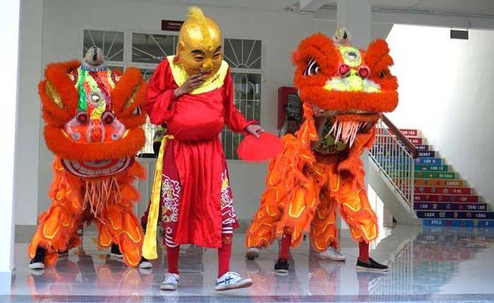 Chiêm bao thấy ông địa đi vào nhà mình dấu hiệu cho những mong cầu của bạn sẽ sớm thành hiện thực nằm mơ thấy ông địa bị vỡ