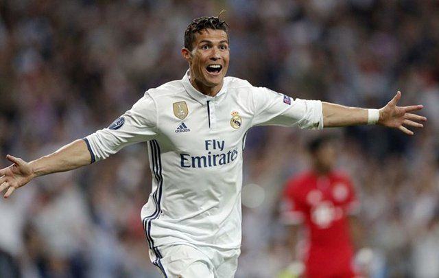 Lợi thế về chiều cao của Ronaldo trong thi đấu Lợi thế về chiều cao của Ronaldo trong thi đấu