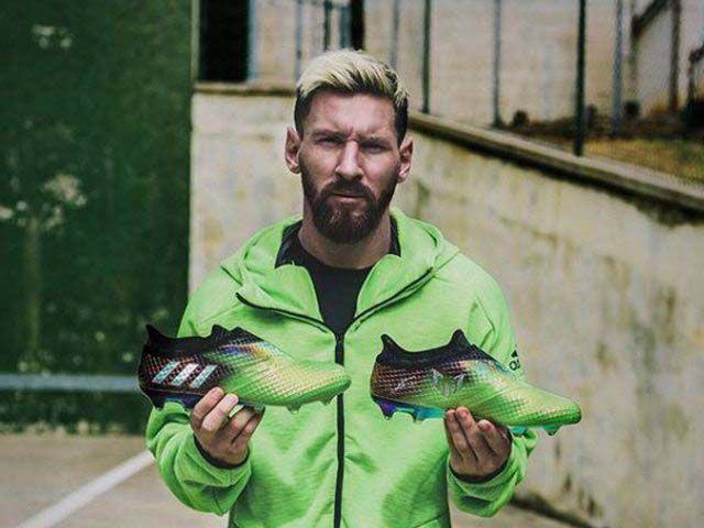 Đôi giày Messi 2016 Giày của Messi 2016