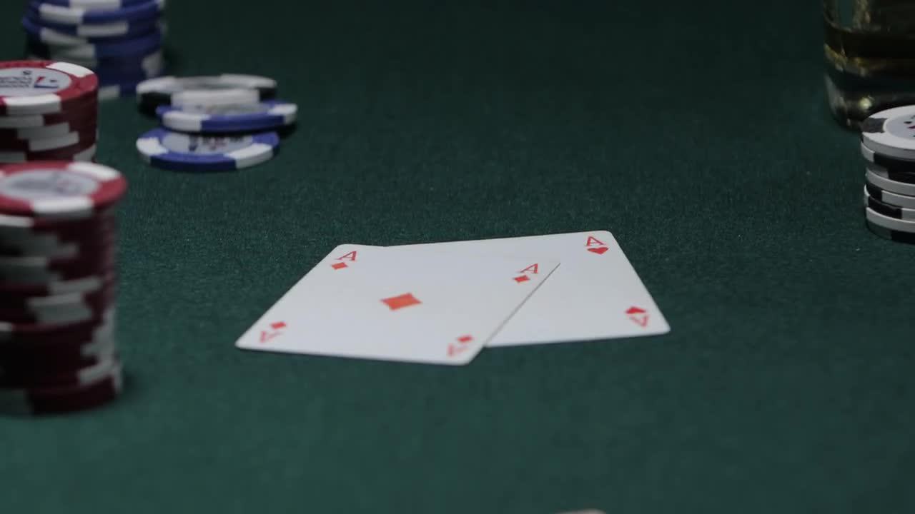 Sai lầm khi chơi Poker mà bạn nên tránh Kinh nghiệm chơi Poker và những sai lầm thường gặp