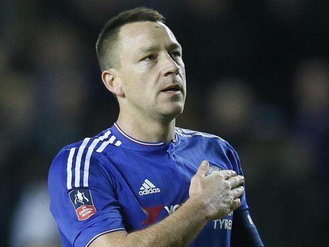 Nhạc trưởng John Terry trong đội hình huyền thoại Chelsea