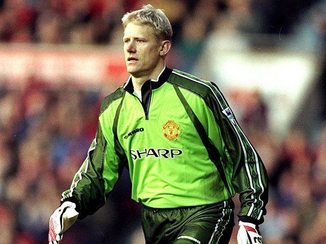 Huyền thoại Peter Schmeichel- một trong các thủ môn của MU