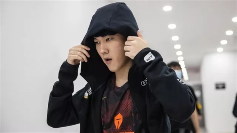 Đội hình top esports với xạ thủ Jackeylove