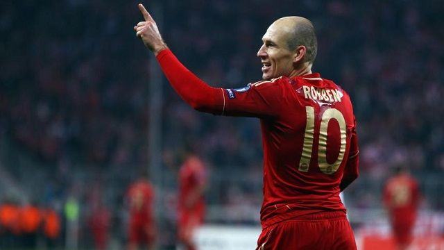Arjen Robben có tốc độ chạy lên tới 37km/h Arjen Robben có tốc độ chạy lên tới 37km/h
