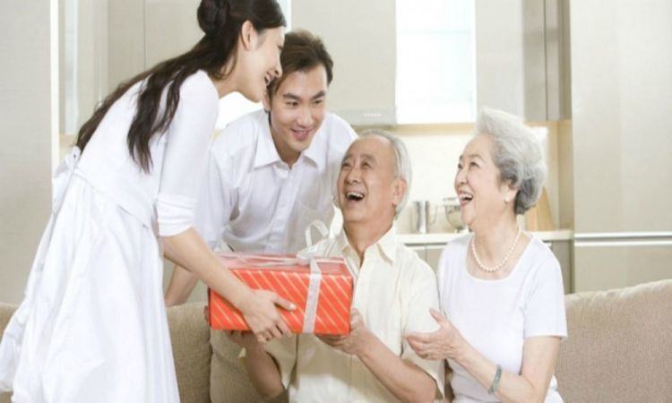 Mơ con cháu đi xa trở về thể hiện mong muốn quan tâm mơ thấy người thân ở xa về