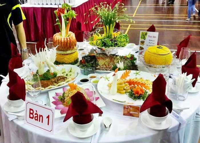Mơ đi ăn đám cỗ cưới đánh con gì? Trường hợp người yêu cũ mời cỗ cưới là số 25 – 67 Mơ đi ăn đám cỗ cưới đánh con gì? Trường hợp người yêu cũ mời cỗ cưới là số 25 – 67