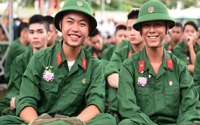 Giải mã giấc mơ đi bộ đội có nghĩa là gì? Giải mã giấc mơ đi bộ đội có nghĩa là gì?