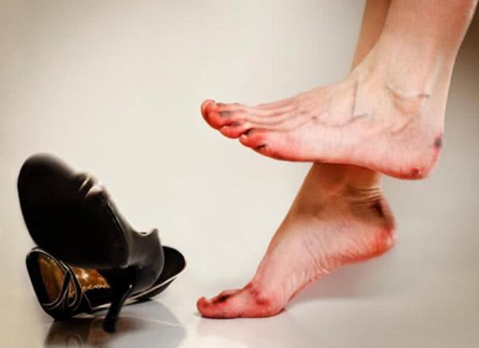 Nằm mơ thấy chảy máu chân đánh con gì trúng lớn? nằm mơ thấy đứt chân chảy máu