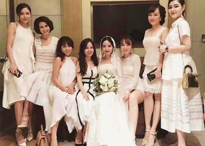 Mơ thấy đám cưới đánh đề con gì? con số đề tham khảo nên chơi là: 99 - 02 Mơ thấy đám cưới đánh đề con gì? con số đề tham khảo nên chơi là: 99 - 02
