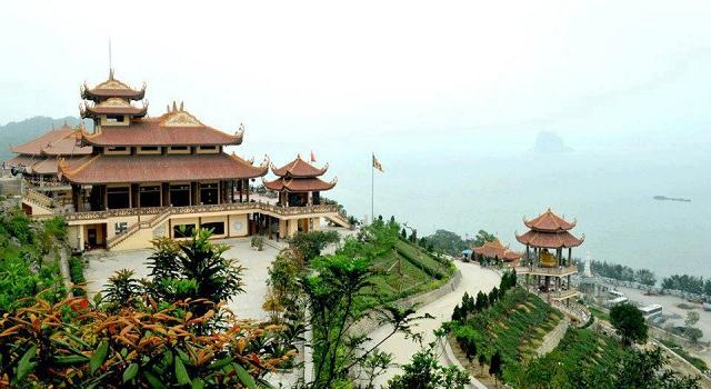 Mơ thấy đi lễ đền ẩn chứa nhiều thông điệp dự đoán tương lai.