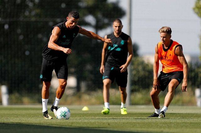 Sự tập luyện cực khổ của Ronaldo Sự tập luyện cực khổ của Ronaldo