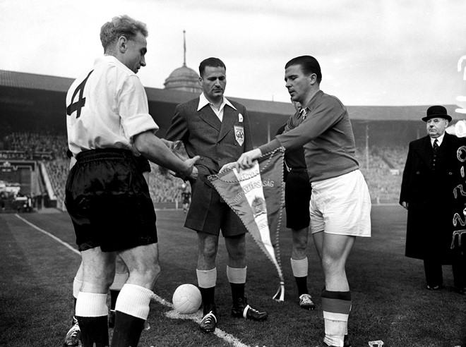 Cuộc chiến giữa Anh - Hungary năm 1953 Cuộc chiến giữa Anh - Hungary năm 1953