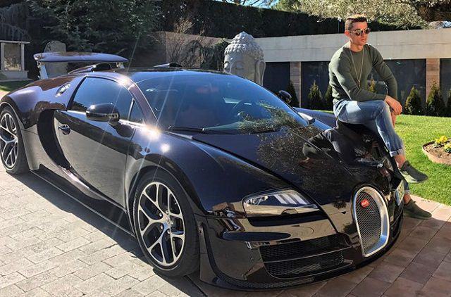 Xe Bugatti Veyron được CR7 sử dụng thường xuyên Xe Bugatti Veyron được CR7 sử dụng thường xuyên